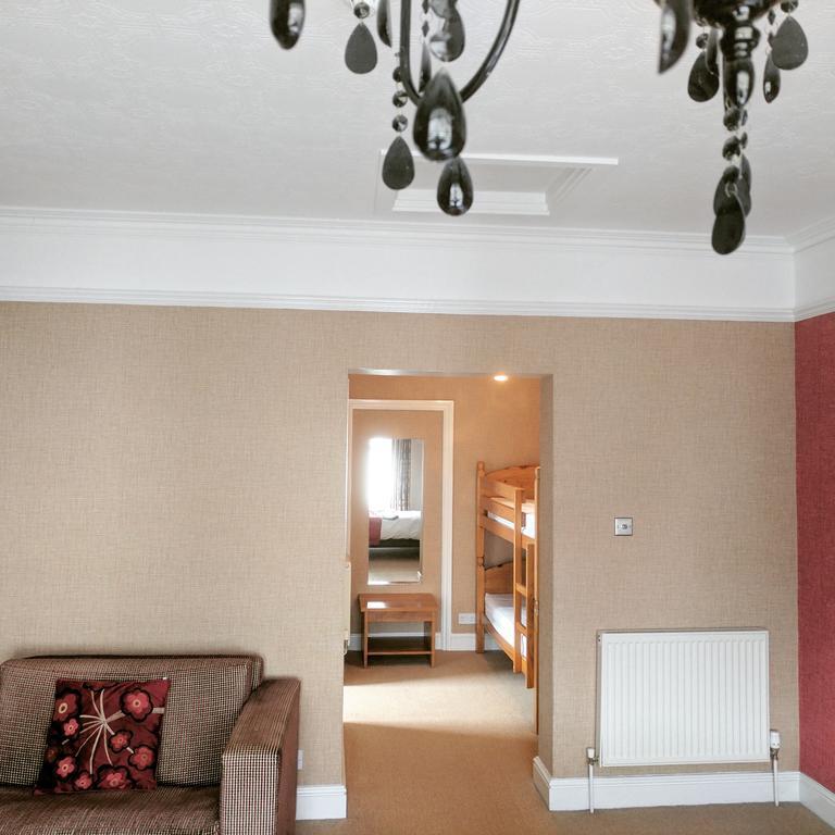 The White Horse 4*