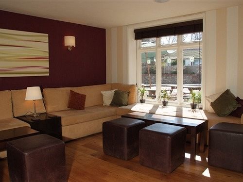 Hotel The White Horse 4*