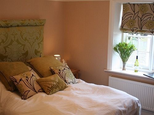 The White Horse Overstrand